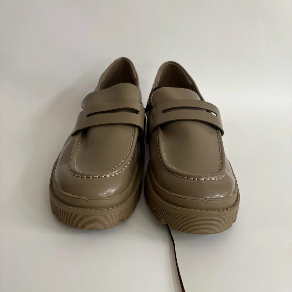 NWT Zara Low Heel Lug Sole Loafers in Khaki Green Size 7.5 - Picture 4 of 10